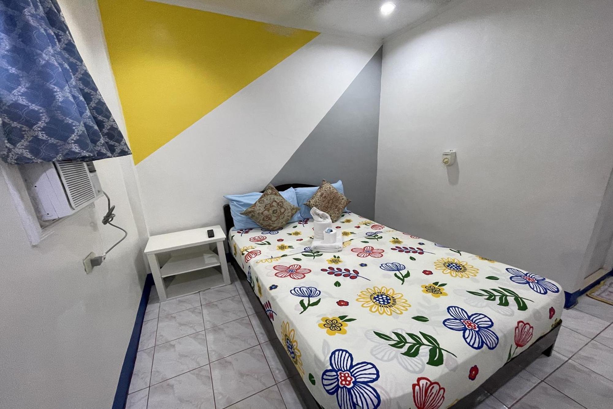 Casa De Praxides Tourist Inn Palawan Puerto Princesa Luaran gambar